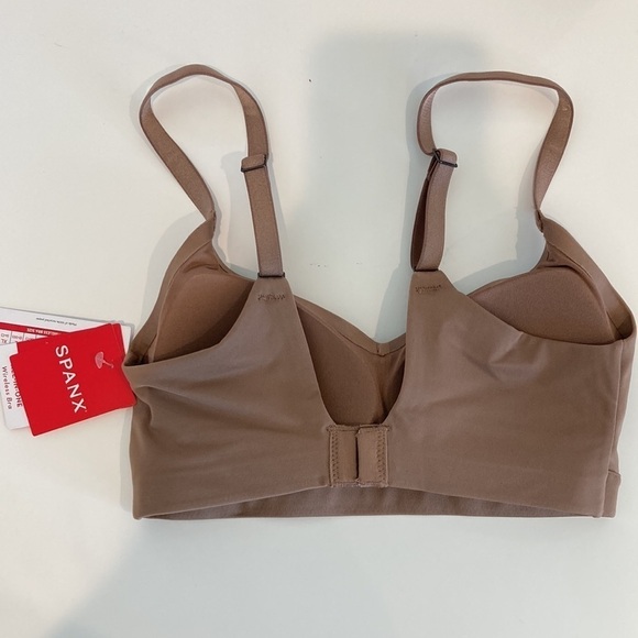 Spanx All in One Wireless Bra - Picture 5 of 7